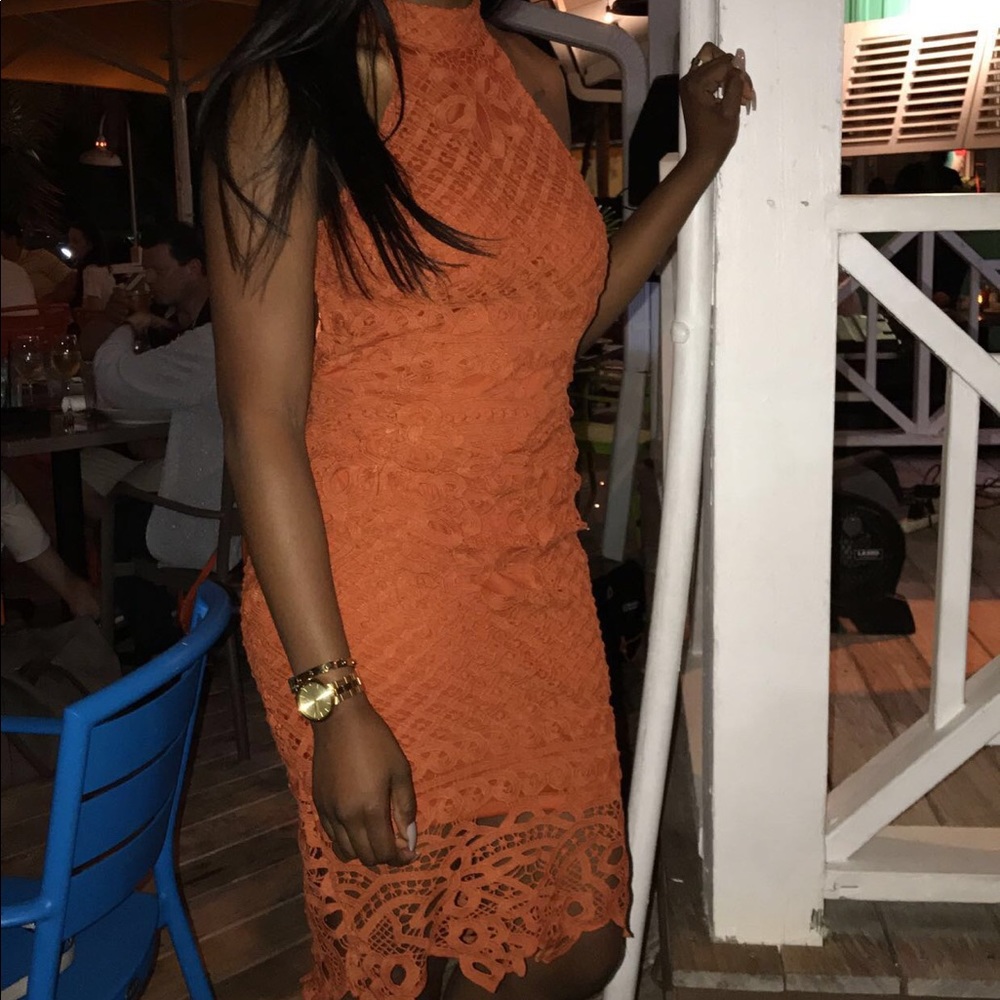 Dress - Picture 2 of 3